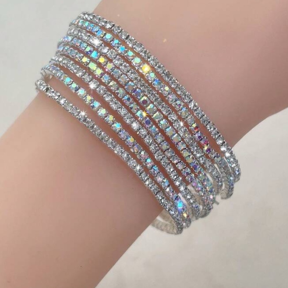 Set of 8 mini stretch bracelets in white and crystal aurore boreale BNIB NWT